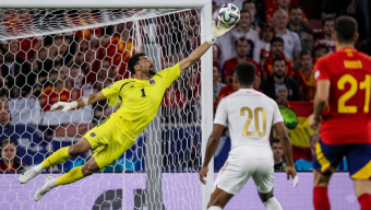 Cape Verde Goalkeeper Vozinha Reveals Mother Could Not Attend Historic Spain Draw Due to Visa Costs